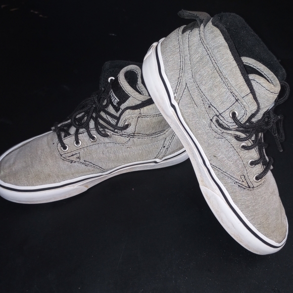 Vans Other - Vans 721356 Kids Hi-Top Basketball Shoes Gray Size 1.5Y
